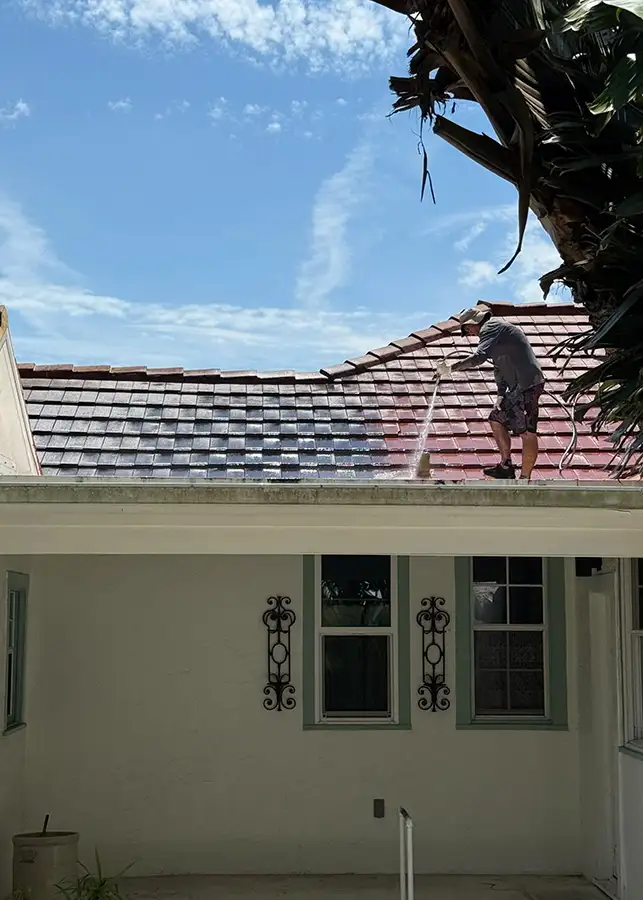 Wilson's Pressure Wash - Roof Washing in Melbourne Beach, FL